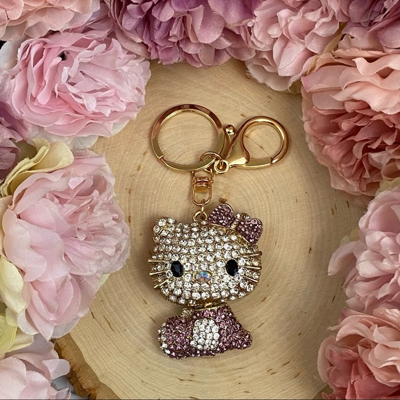 Hello Kitty with Purple Crystal Dress & Bow Keychain Charm - Picture 4 of 12